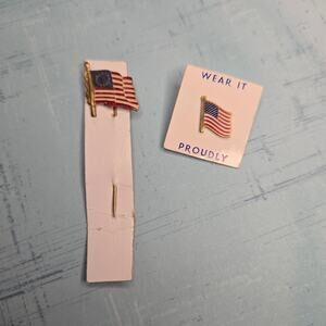 Vintage American Flag Pin Brooch "Wear It Proudly" Patriotic Lapel Pin Lot of 2